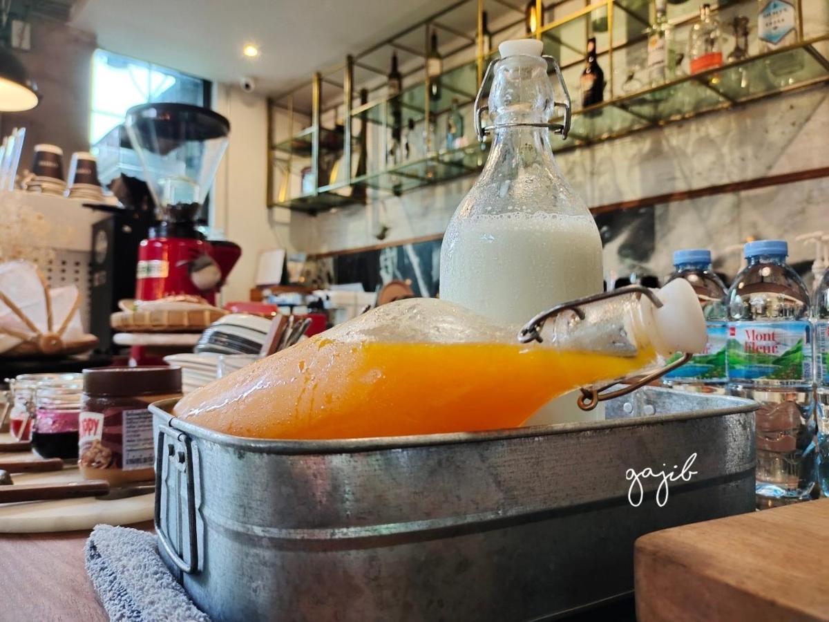 Gajib Bed&Breakfast أمفاوا المظهر الخارجي الصورة