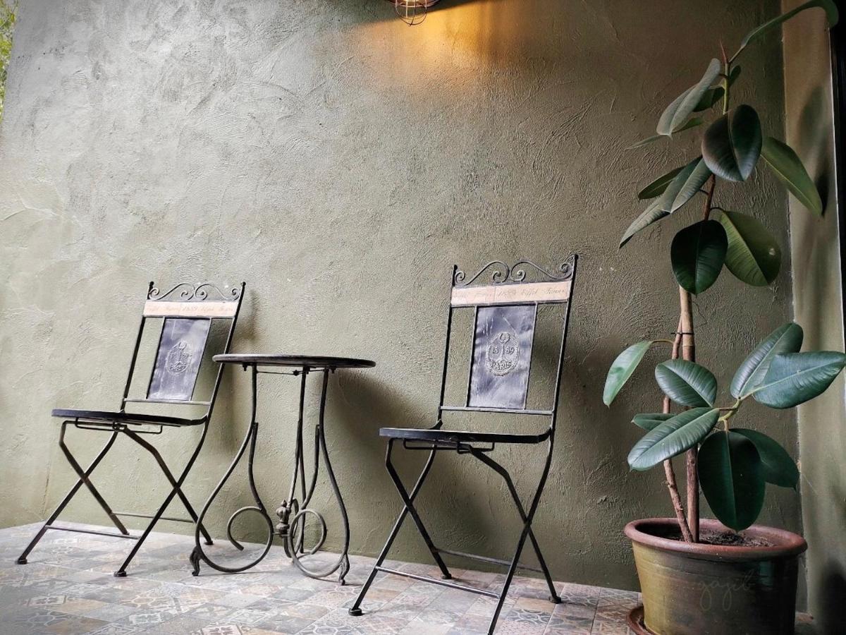 Gajib Bed&Breakfast أمفاوا المظهر الخارجي الصورة
