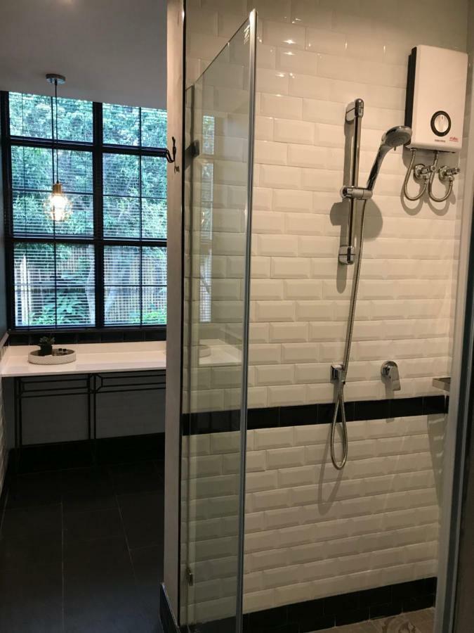 Gajib Bed&Breakfast أمفاوا المظهر الخارجي الصورة