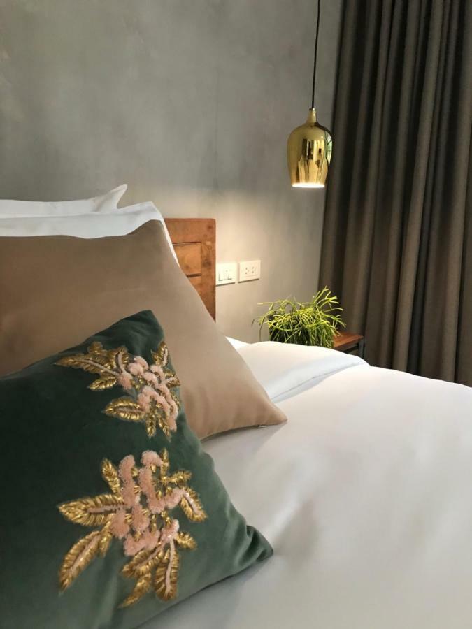 Gajib Bed&Breakfast أمفاوا المظهر الخارجي الصورة